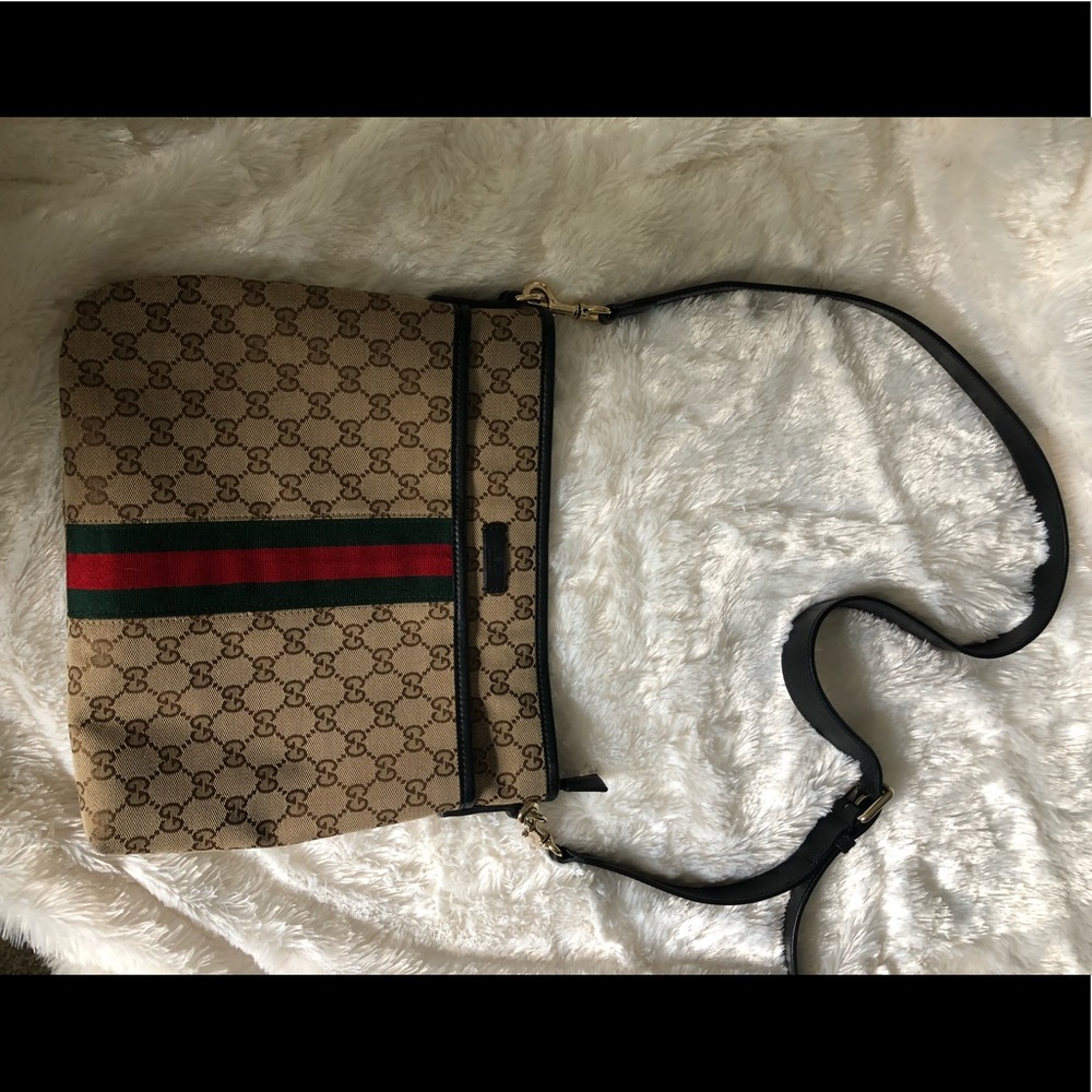 Gucci crossbody